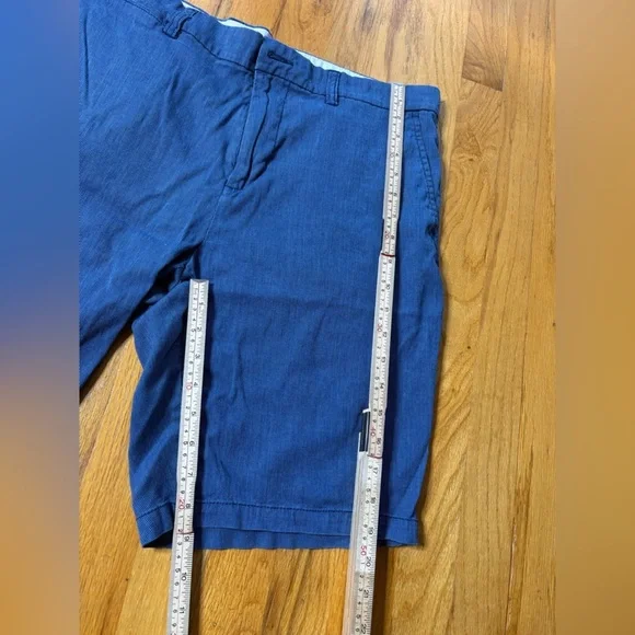 Old Navy Men's Blue Shorts - Picture 3 of 10